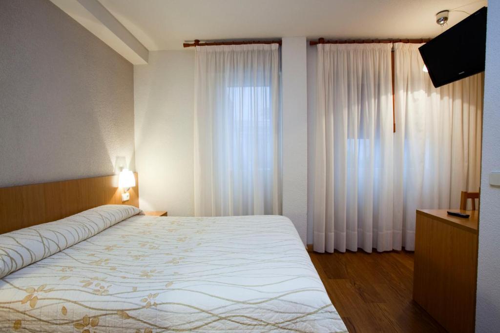 Hostal Abodi Παμπλόνα Δωμάτιο φωτογραφία